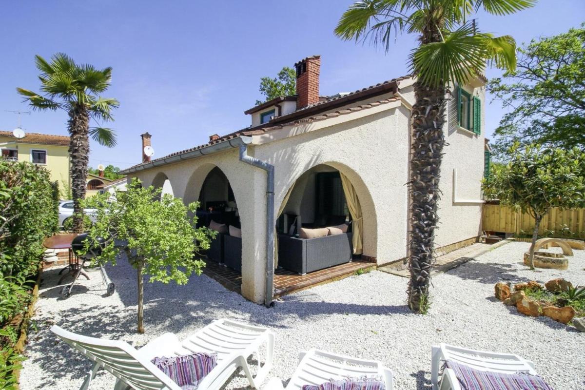 Casa Parenzana In Porec - Haus Fuer 7-9 Personen ภายนอก รูปภาพ