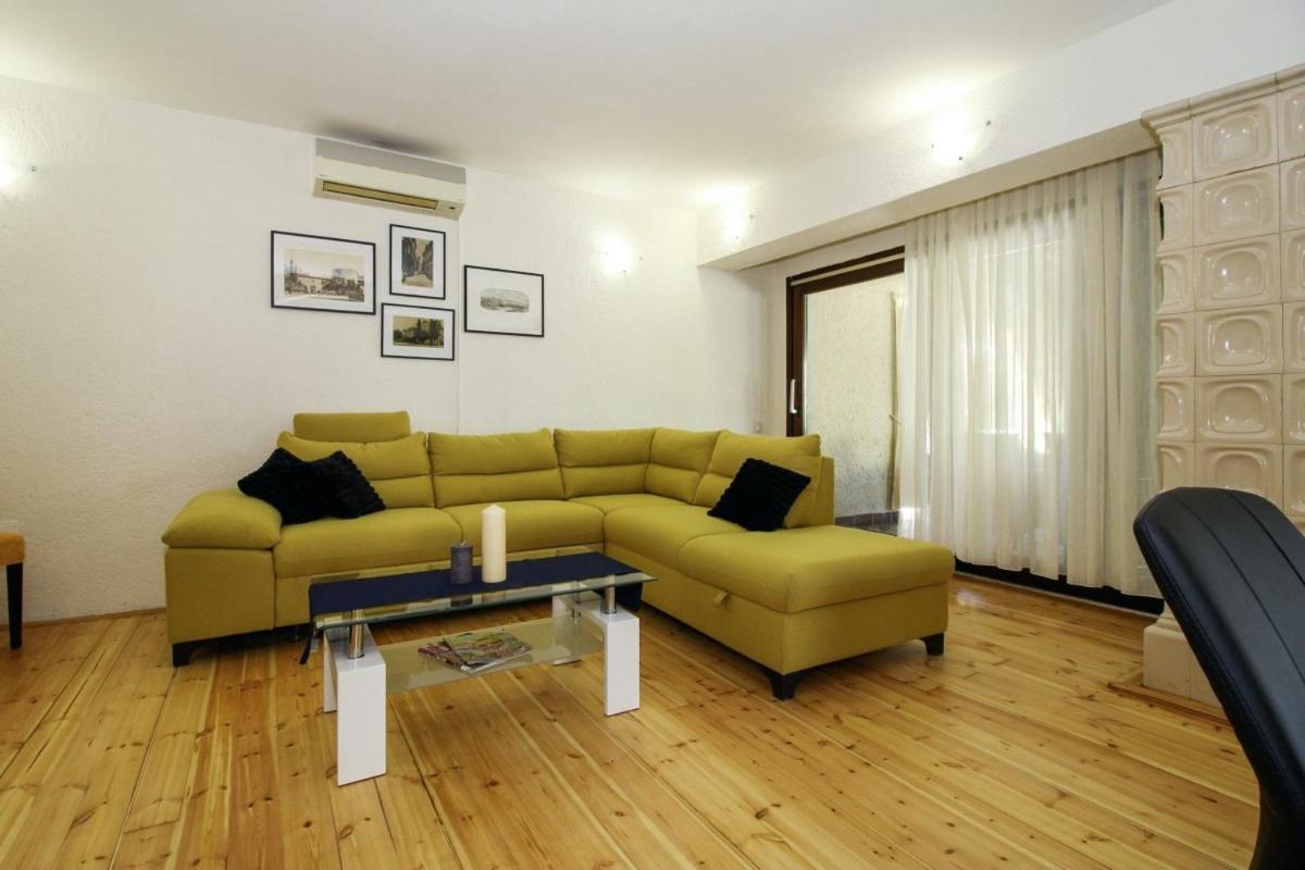 Casa Parenzana In Porec - Haus Fuer 7-9 Personen ภายนอก รูปภาพ